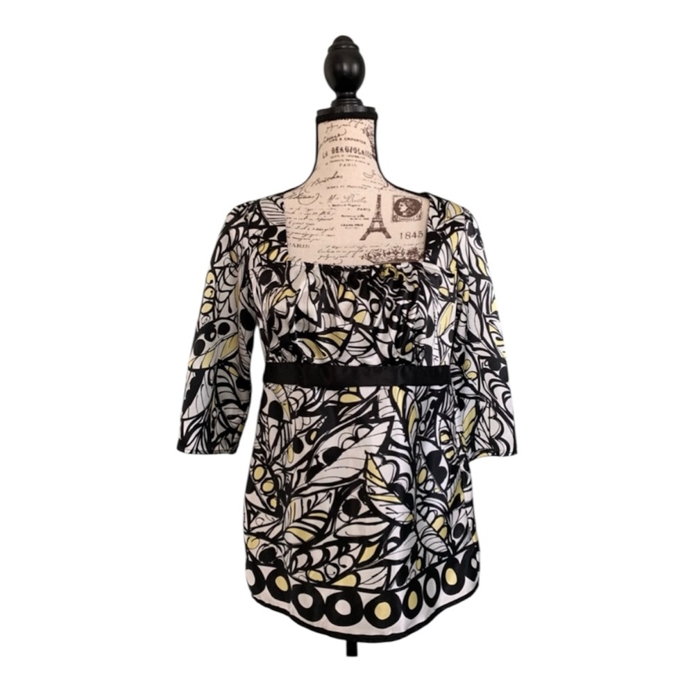 Woman’s Blouse Size Small